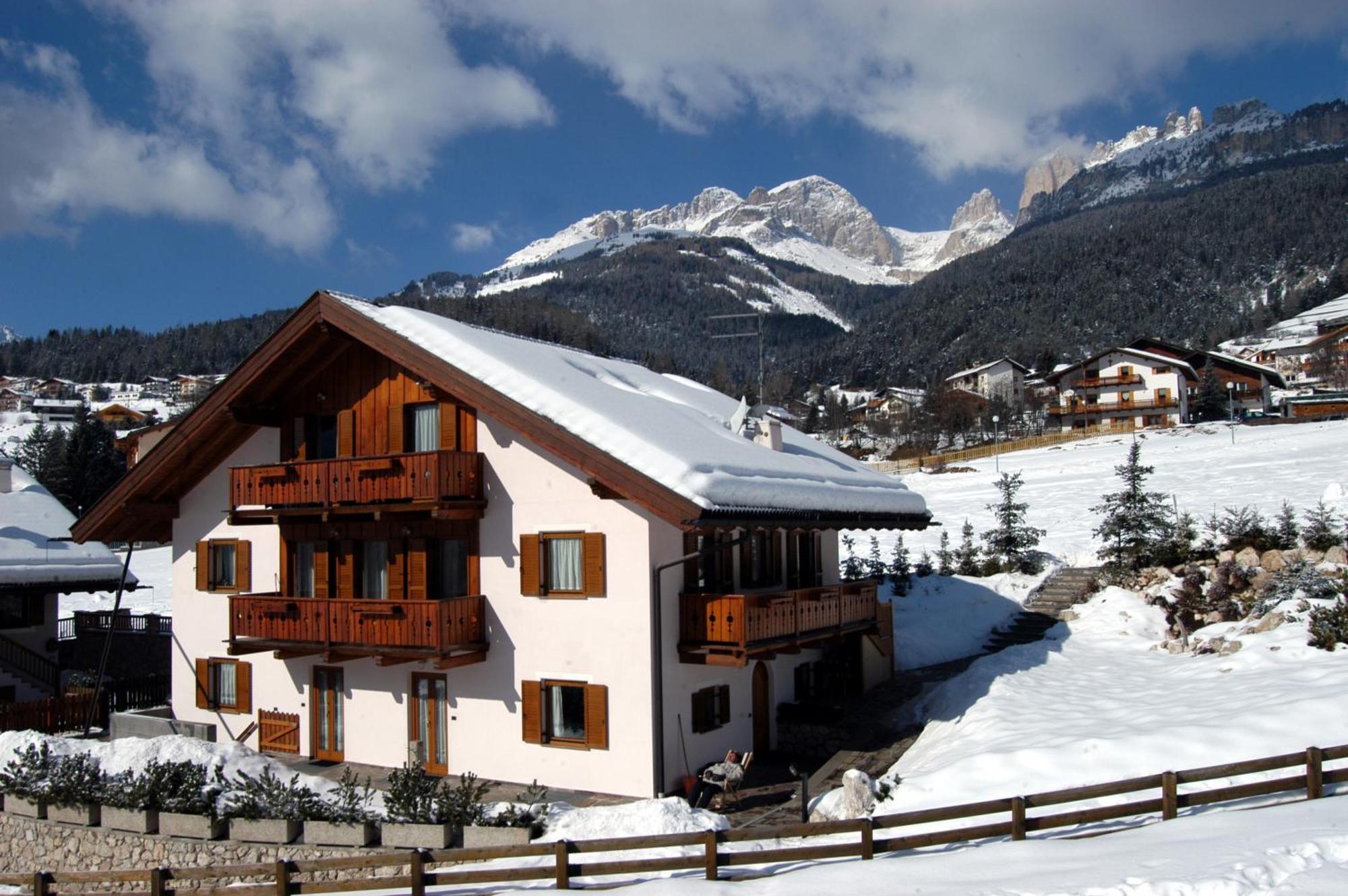 Appartamenti Majon Ladina Vigo di Fassa Exteriér fotografie